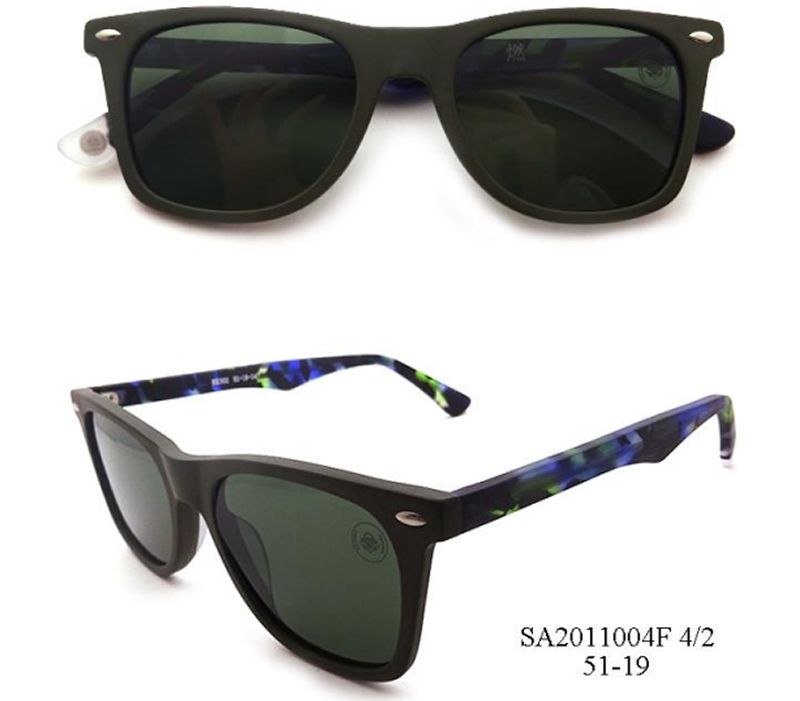 Classic Wayfarer Polarized Sunglasses (Camo Temples)