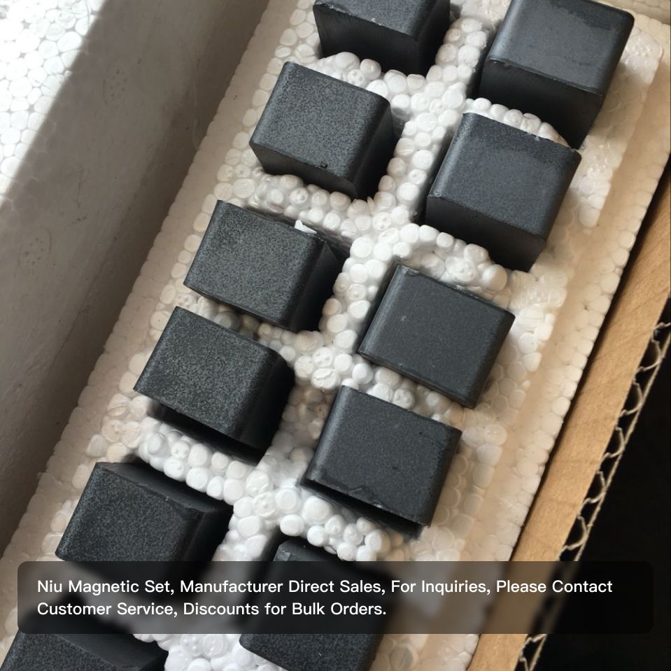 Powerful Black Magnetic Cube Set