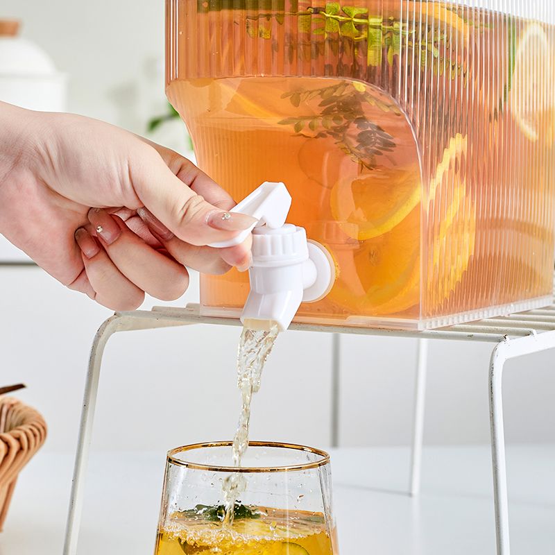 Multi-Functional Juice Dispenser 4