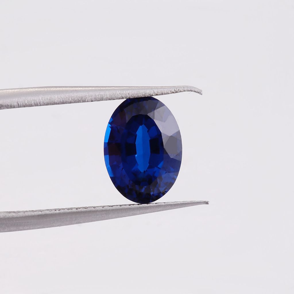 Lab-Created Sapphire 4