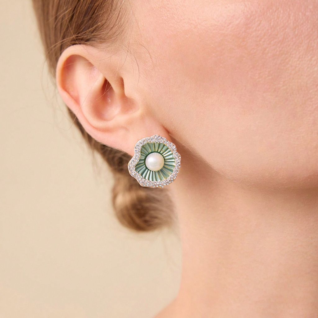 Pearl Petal Earrings 2